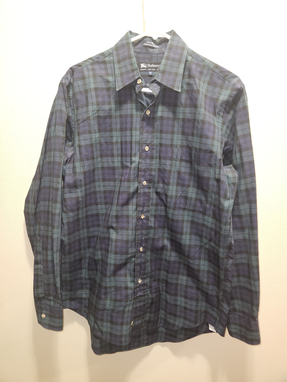 Vntg. Burberrys Men's Green Navy Plaid Button-Down Shirt